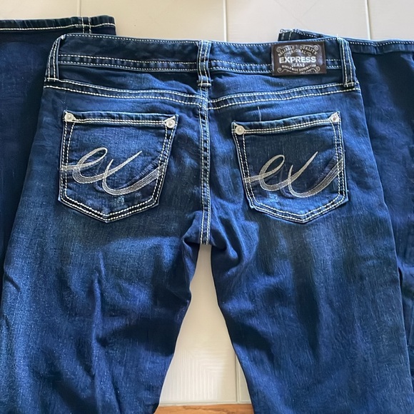 Express dark wash bootcut. Excellent condition - Picture 2 of 4